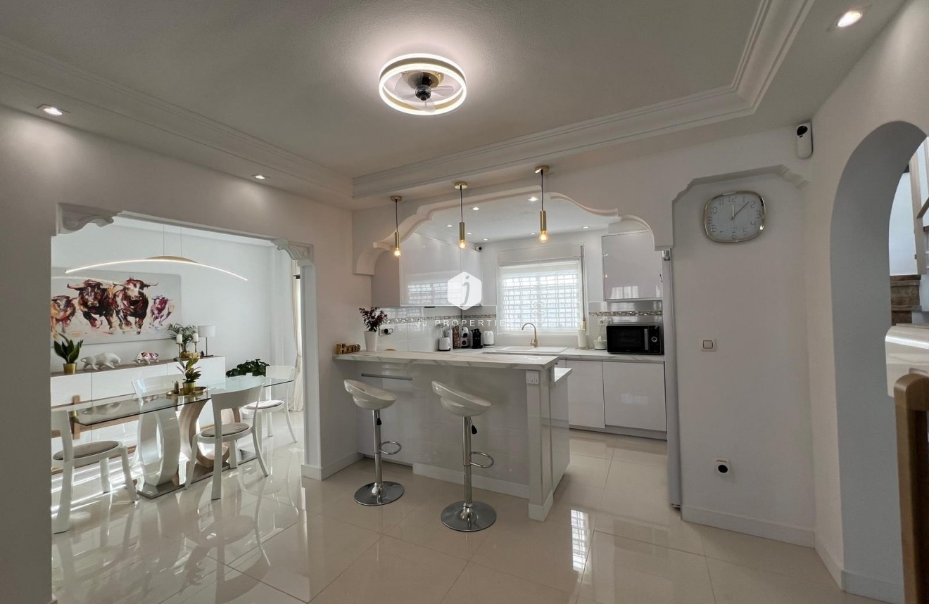 Resale - Villa -
Algorfa - Inland