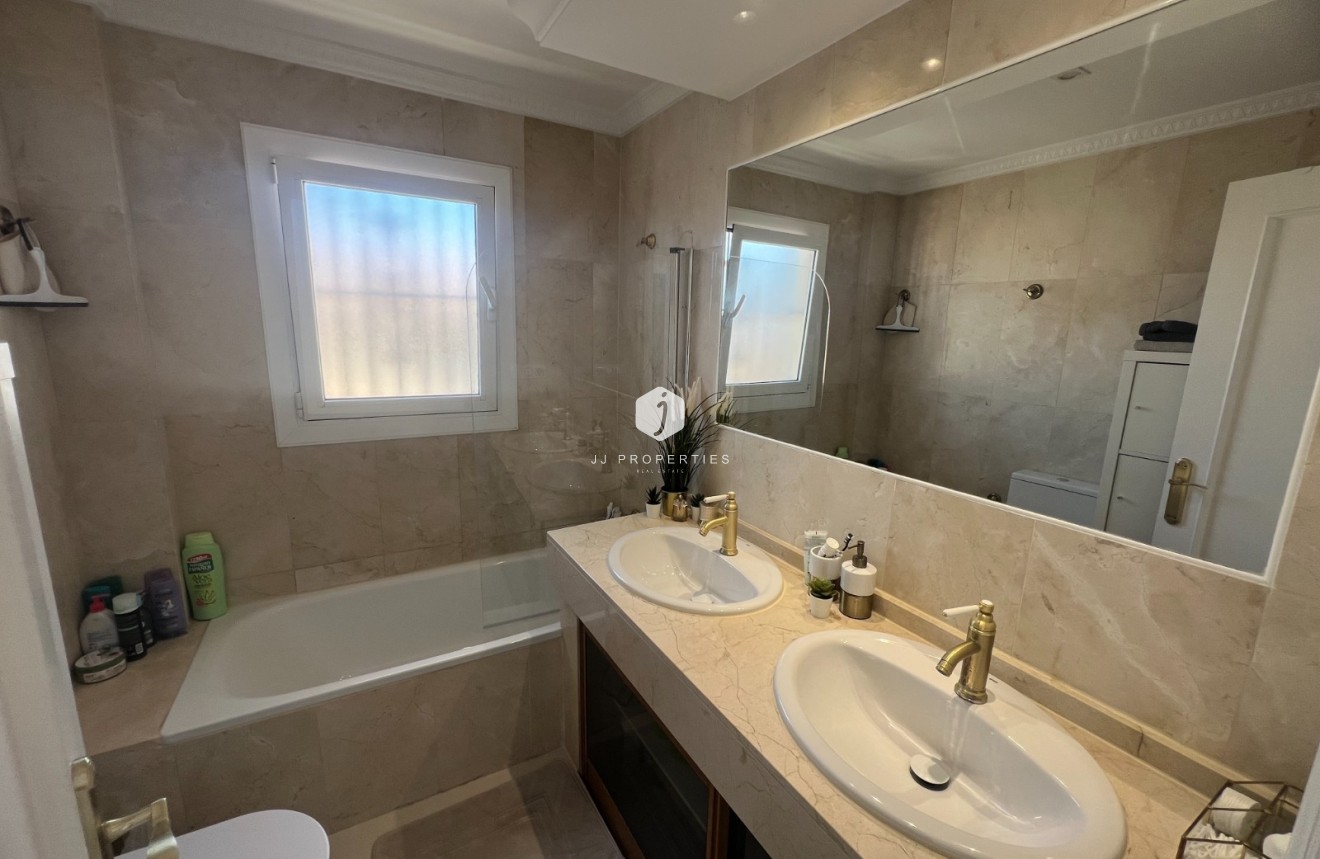 Resale - Villa -
Algorfa - Inland