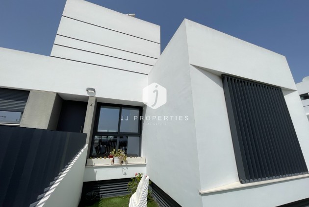 Resale - Chalet -
Dolores - Costa Blanca