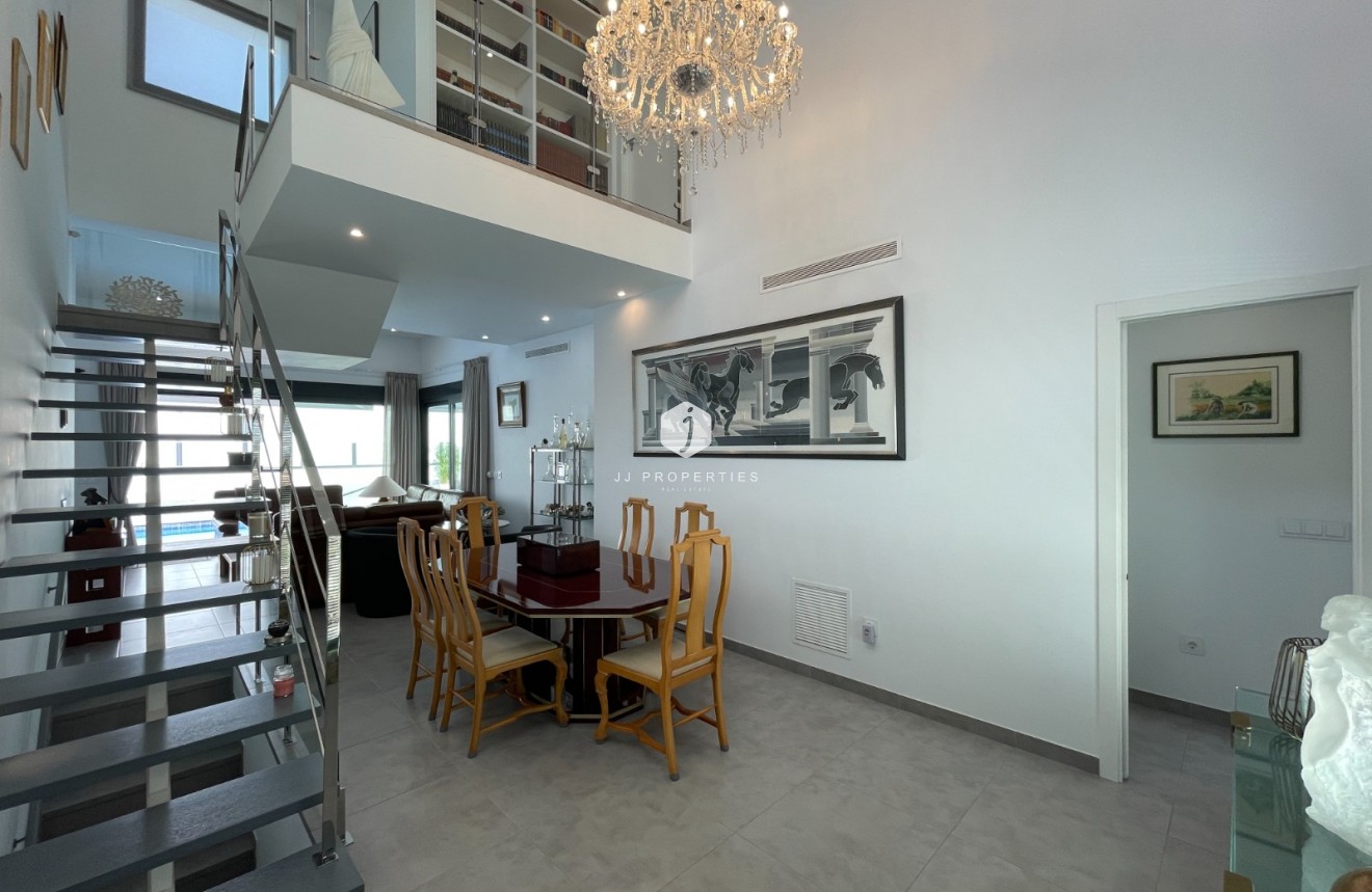 Resale - Chalet -
Dolores - Costa Blanca