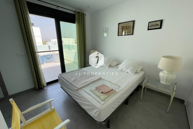 Resale - Chalet -
Dolores - Costa Blanca