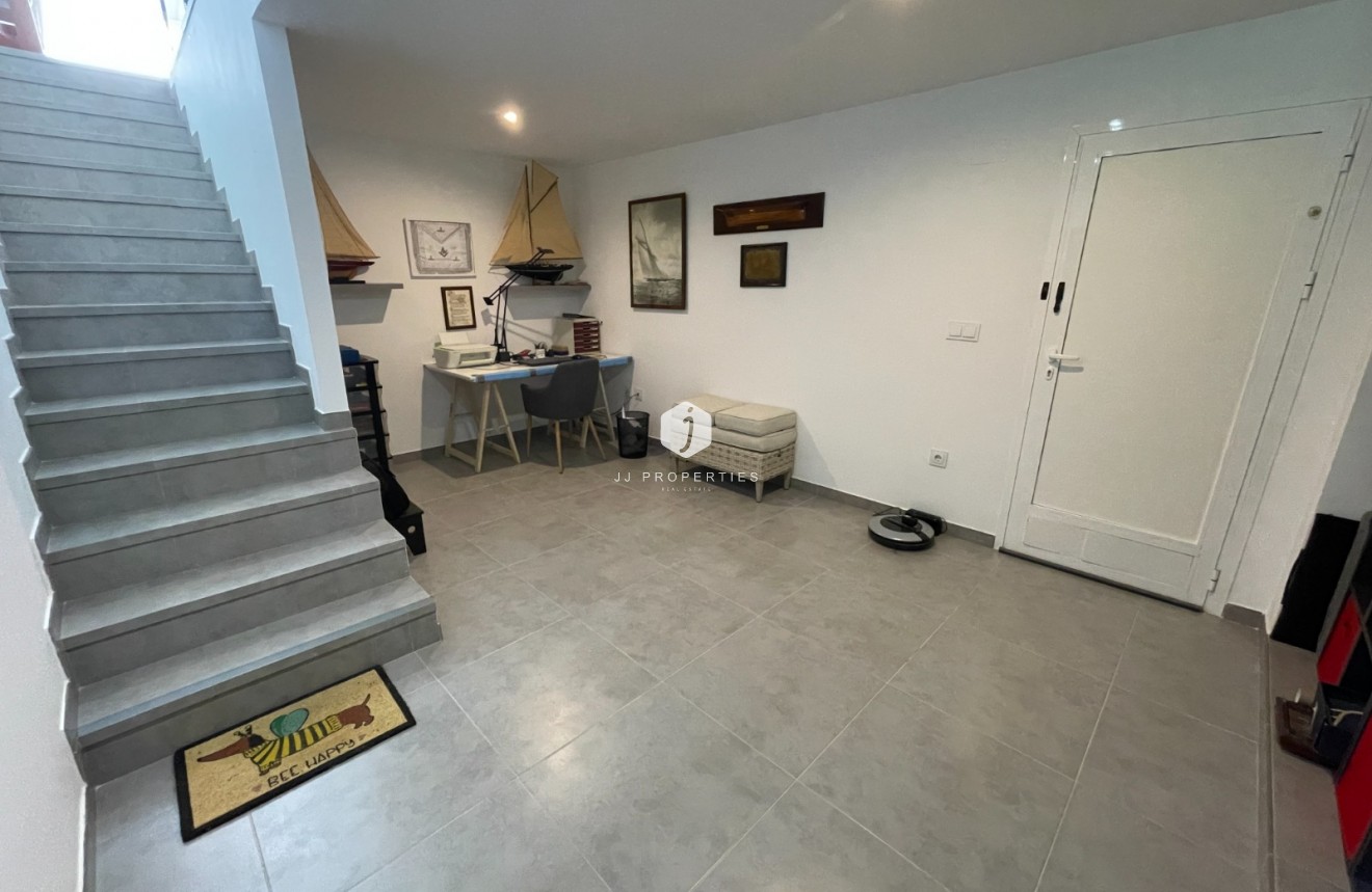 Resale - Chalet -
Dolores - Costa Blanca