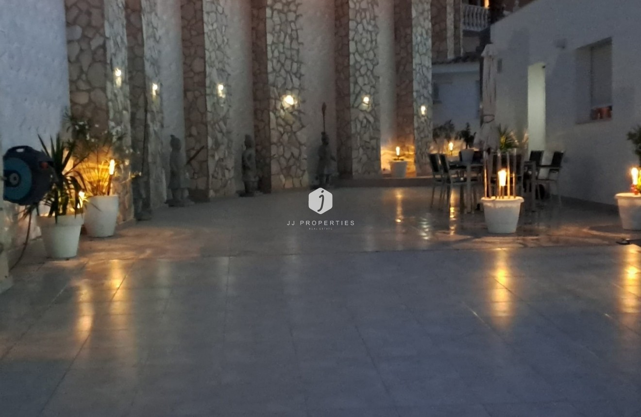 Segunda mano - Villa -
Rojales - Inland