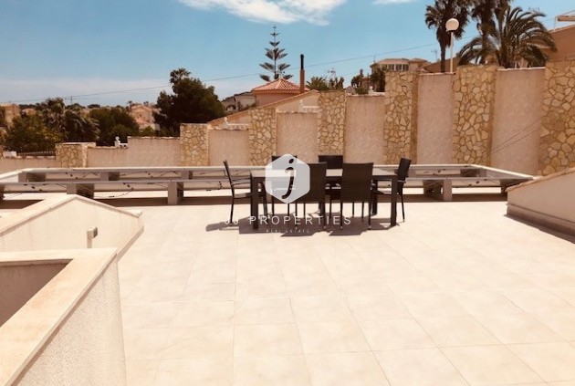 Segunda mano - Villa -
Rojales - Inland