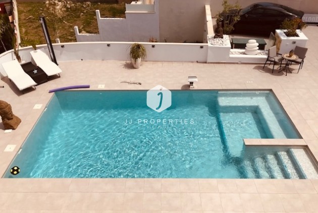 Segunda mano - Villa -
Rojales - Inland