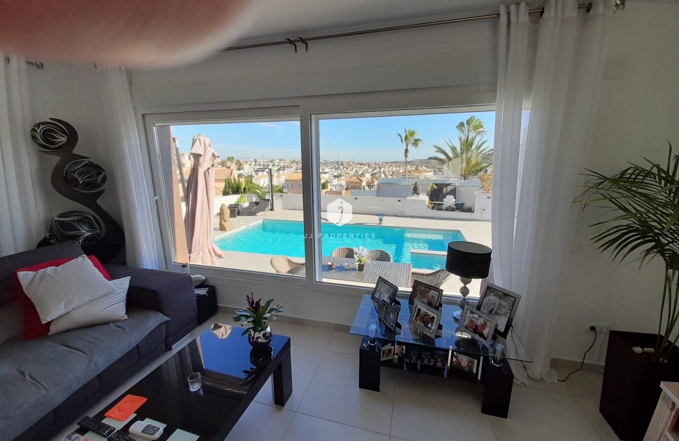 Segunda mano - Villa -
Rojales - Inland