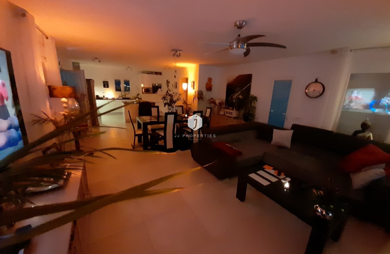 Segunda mano - Villa -
Rojales - Inland