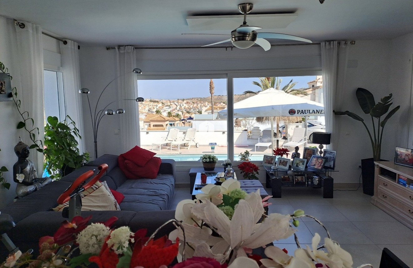 Segunda mano - Villa -
Rojales - Inland