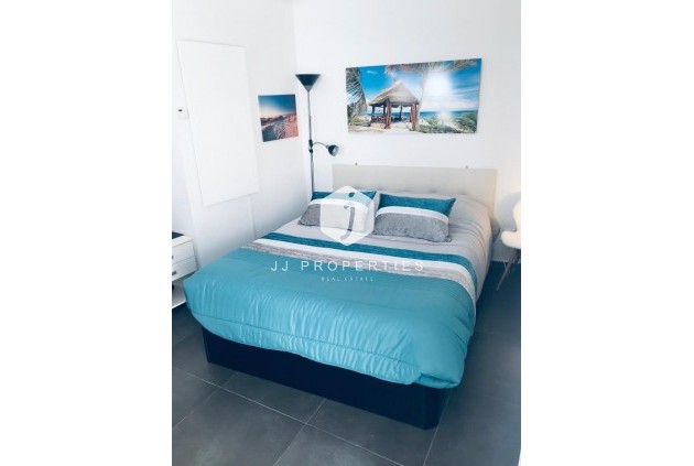 Segunda mano - Villa -
Rojales - Inland