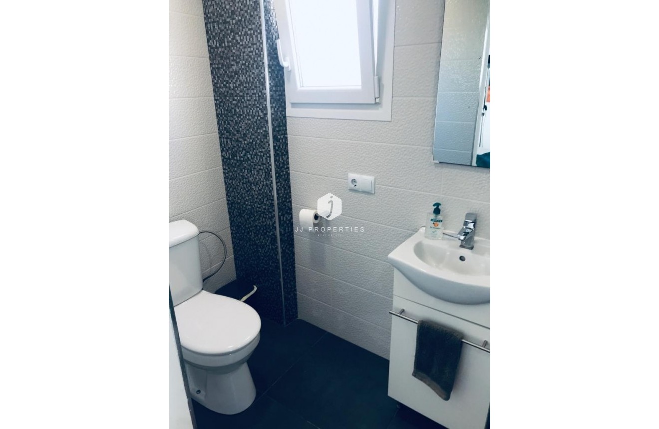 Segunda mano - Villa -
Rojales - Inland