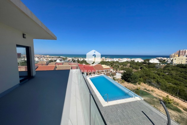 Segunda mano - Villa -
La Mata - Costa Blanca