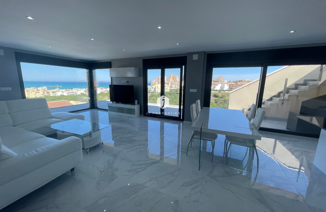 Segunda mano - Villa -
La Mata - Costa Blanca