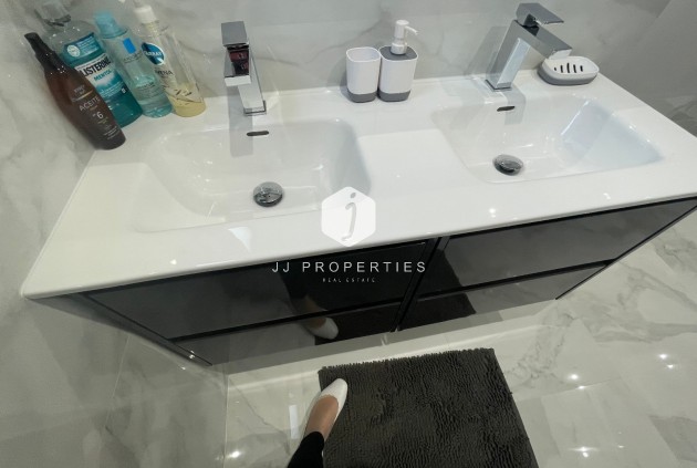 Segunda mano - Villa -
La Mata - Costa Blanca