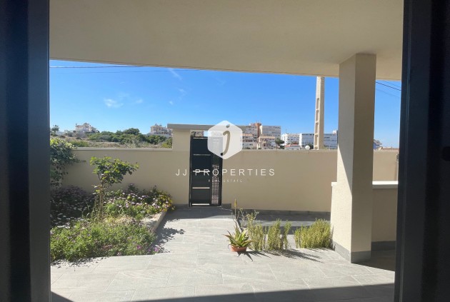 Segunda mano - Villa -
La Mata - Costa Blanca