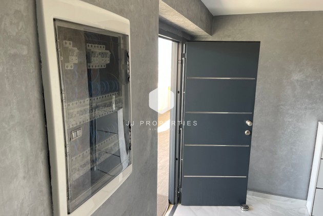 Segunda mano - Villa -
La Mata - Costa Blanca