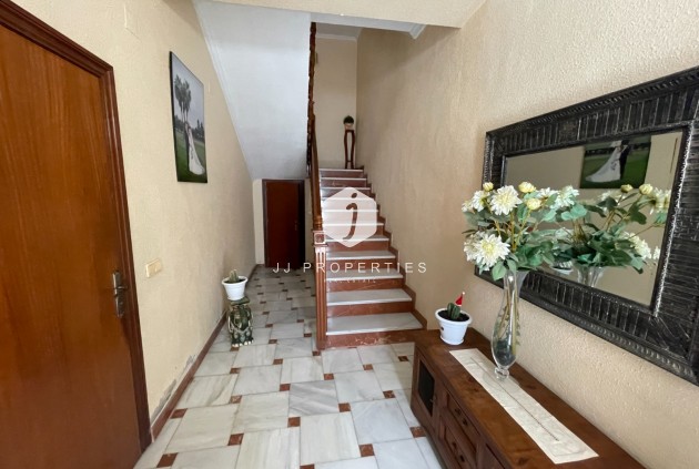 Segunda mano - Villa -
San Miguel de Salinas - Inland