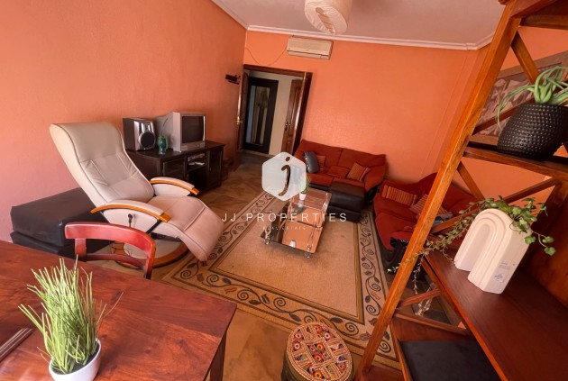 Segunda mano - Villa -
San Miguel de Salinas - Inland