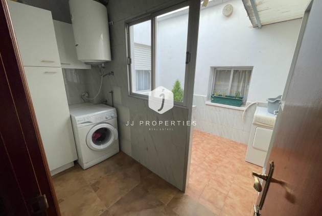 Segunda mano - Villa -
San Miguel de Salinas - Inland