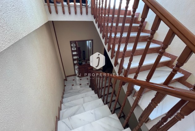 Segunda mano - Villa -
San Miguel de Salinas - Inland