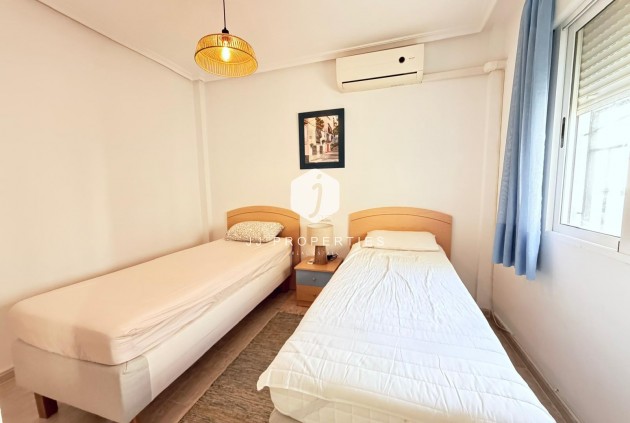 Segunda mano - Apartamento / piso -
Orihuela Costa - Costa Blanca