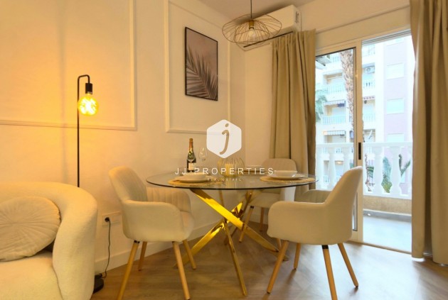 Segunda mano - Apartamento / piso -
Torrevieja - Costa Blanca