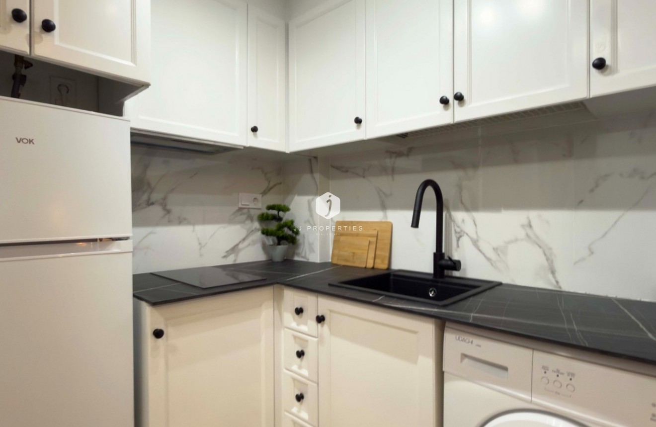 Segunda mano - Apartamento / piso -
Torrevieja - Costa Blanca