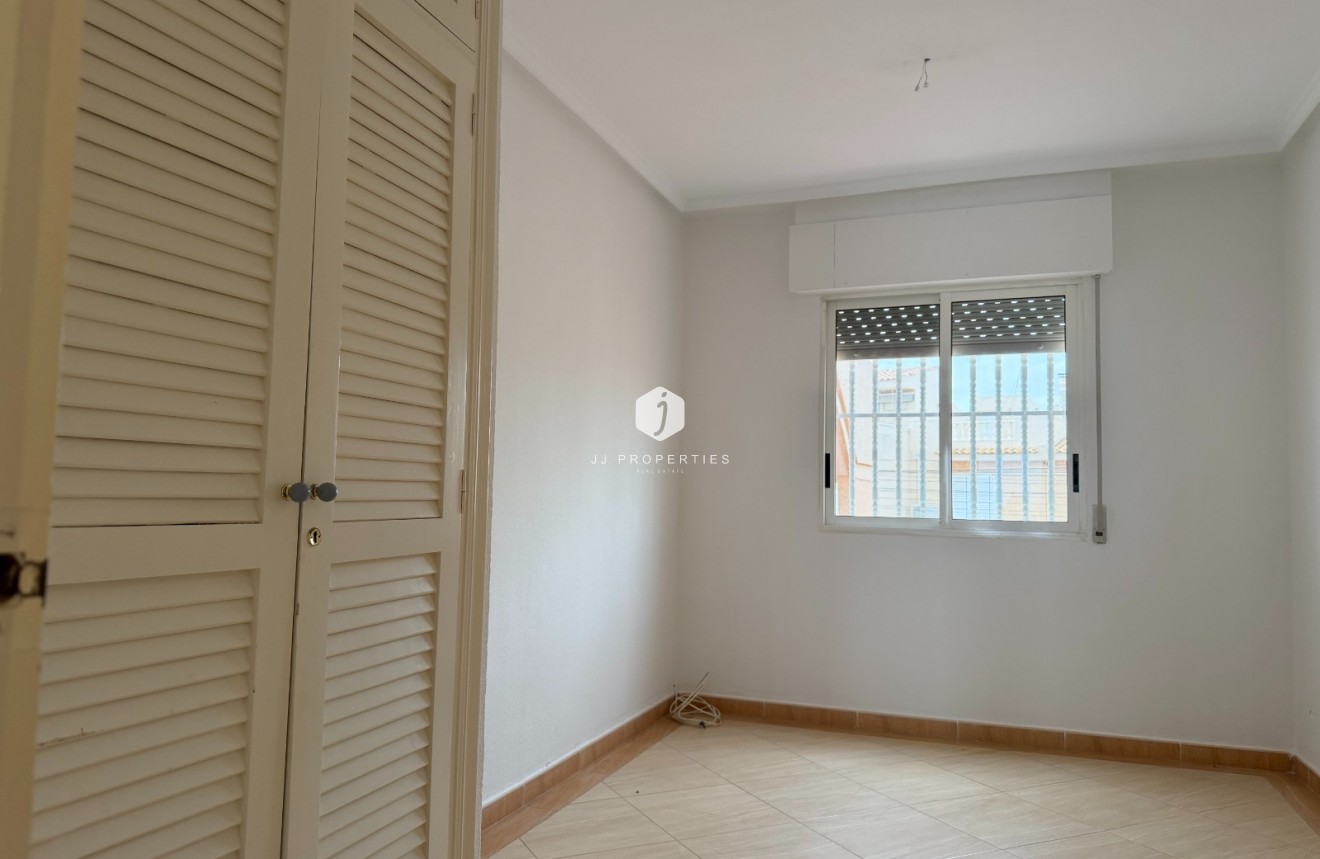 Segunda mano - Apartamento / piso -
Torrevieja - Costa Blanca