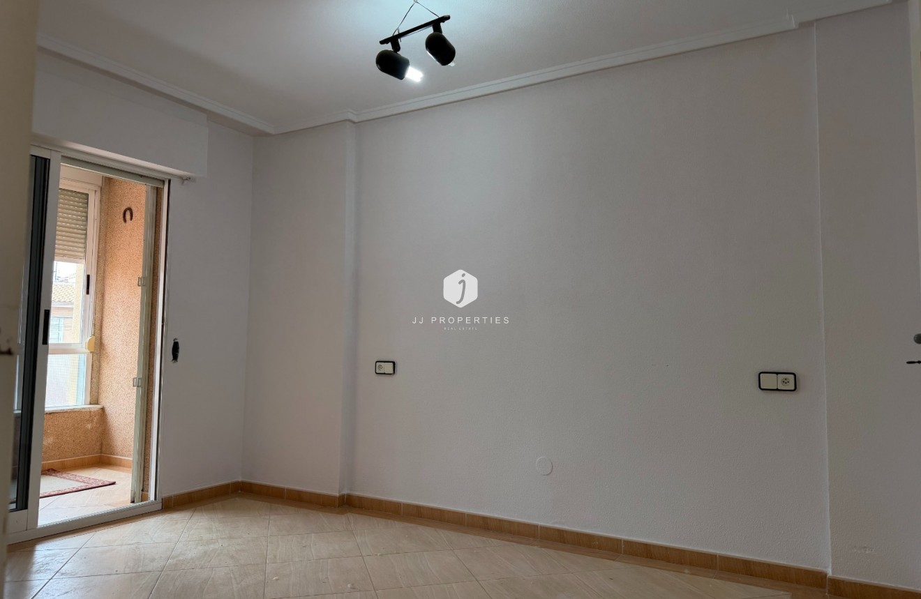 Segunda mano - Apartamento / piso -
Torrevieja - Costa Blanca