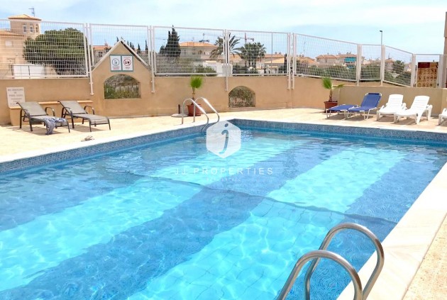 Segunda mano - Chalet -
Playa Flamenca - Costa Blanca