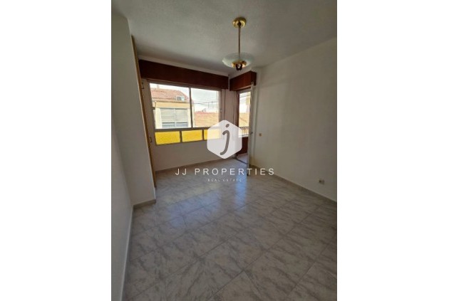 Resale - Apartment / flat -
Torrevieja - Costa Blanca