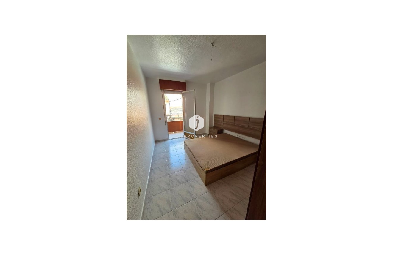 Resale - Apartment / flat -
Torrevieja - Costa Blanca