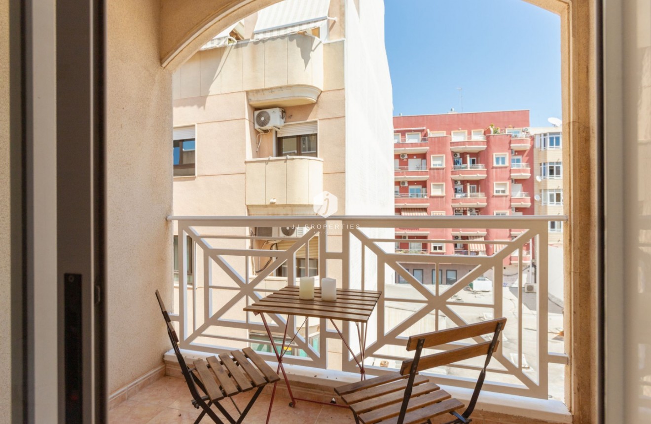 Segunda mano - Apartamento / piso -
Torrevieja - Costa Blanca