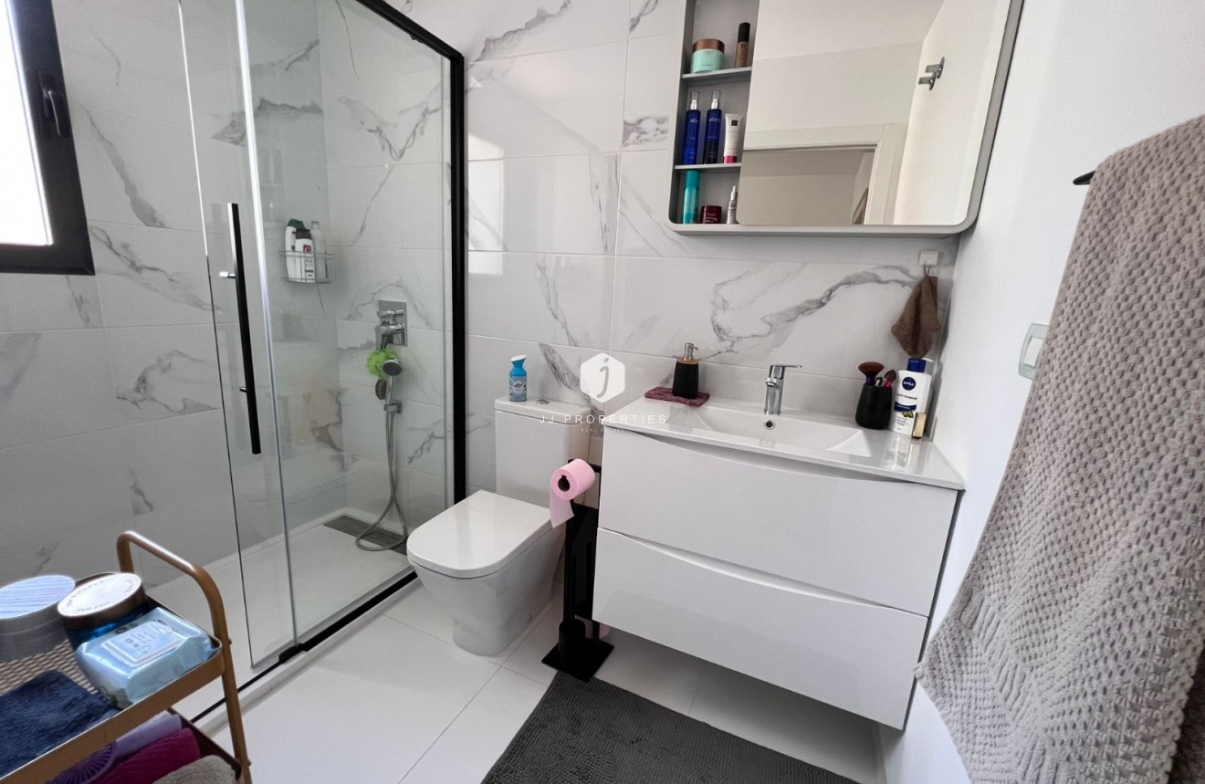 Segunda mano - Apartamento / piso -
San Miguel de Salinas - Inland