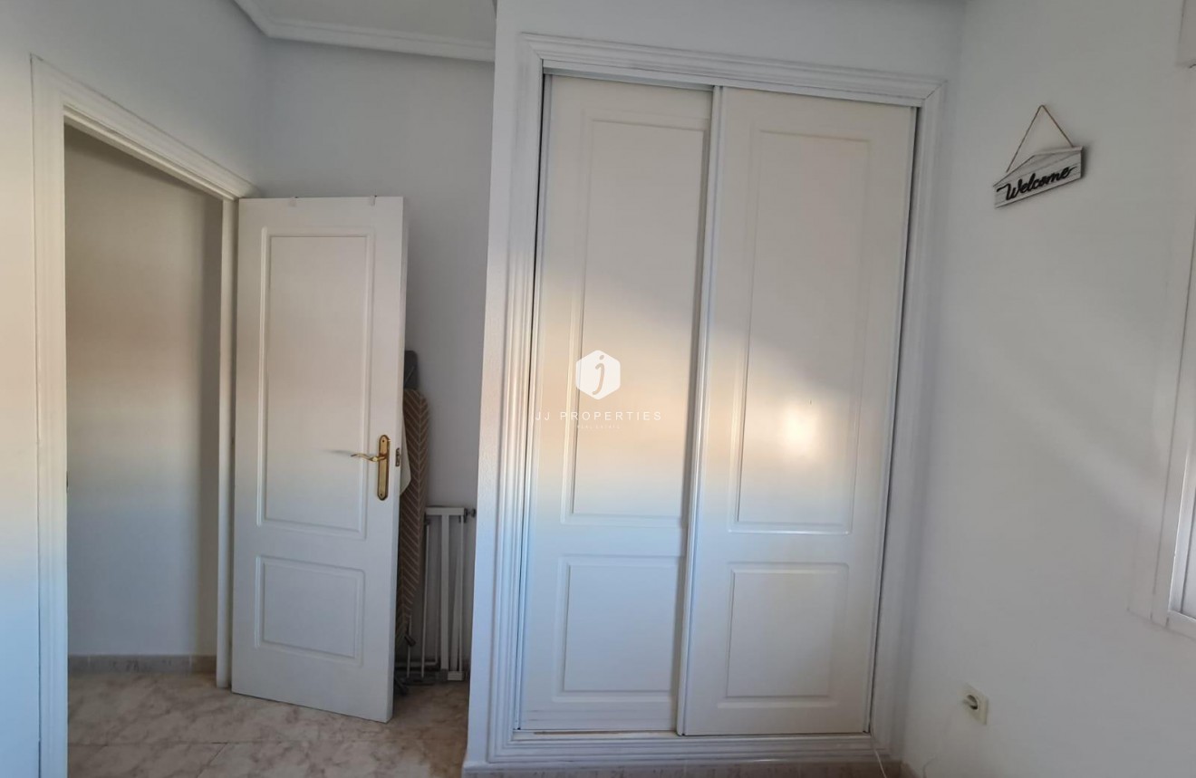 D'occasion - Duplex -
Orihuela Costa - Playa Flamenca