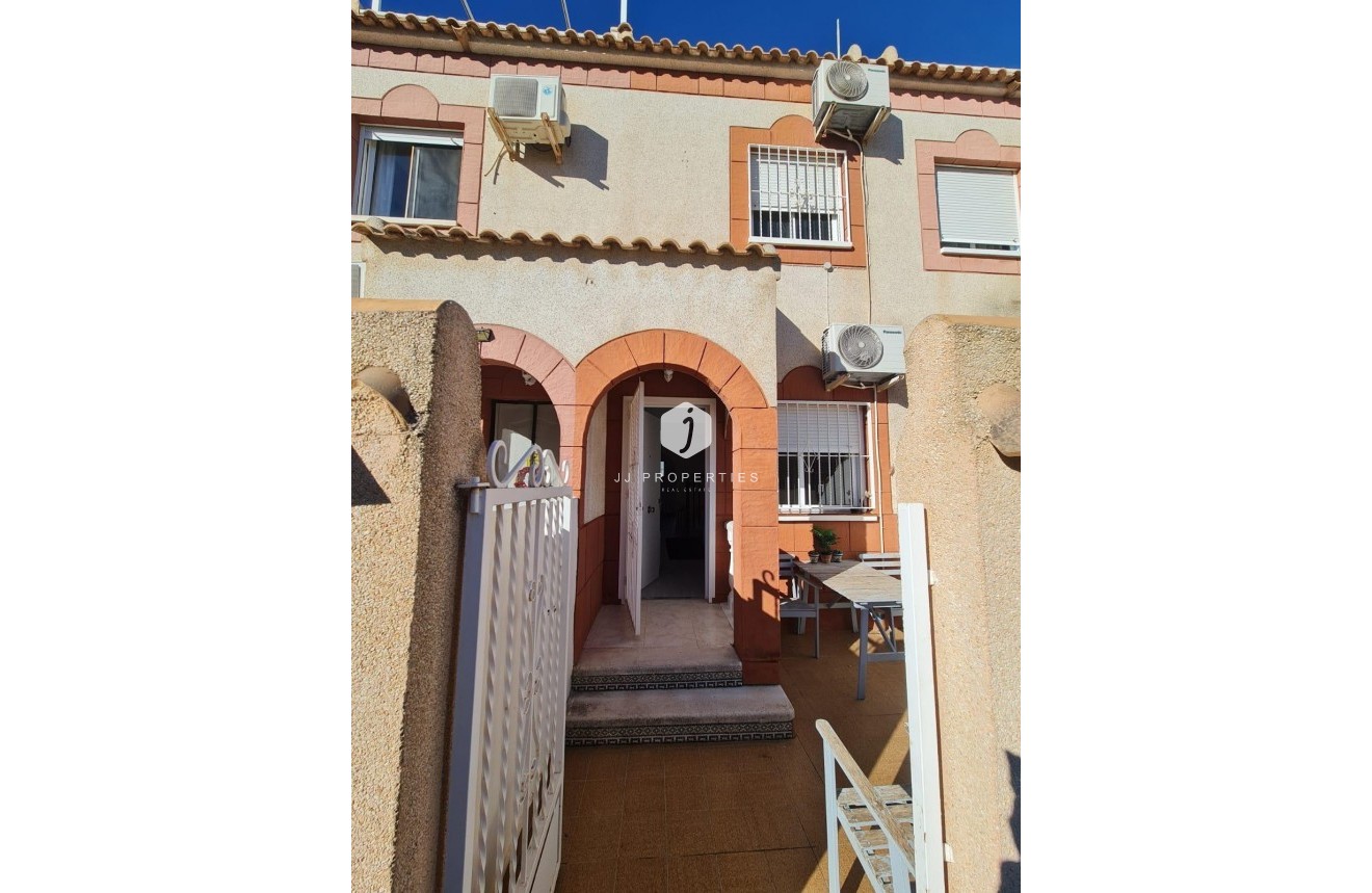 D'occasion - Duplex -
Orihuela Costa - Playa Flamenca