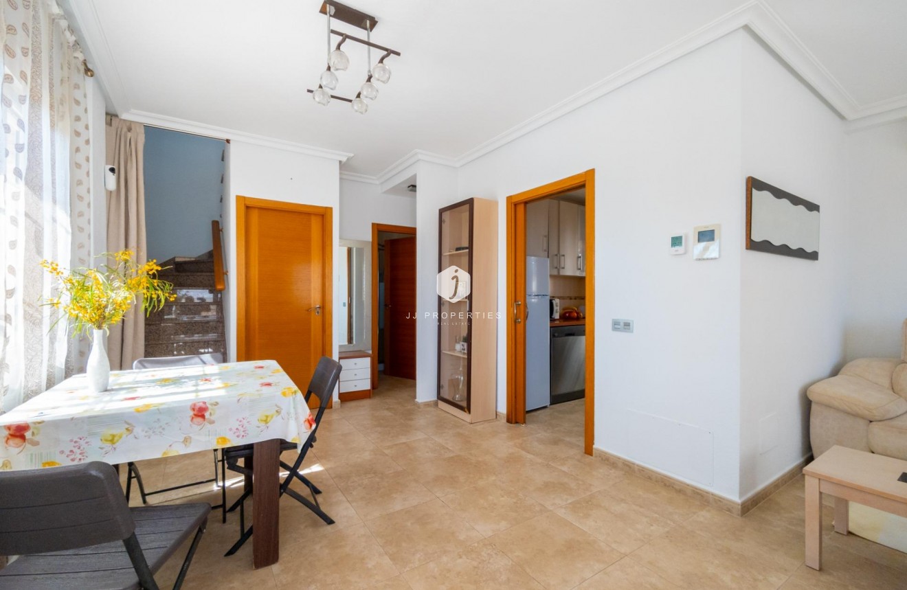 Resale - Villa -
Torrevieja - La Mata