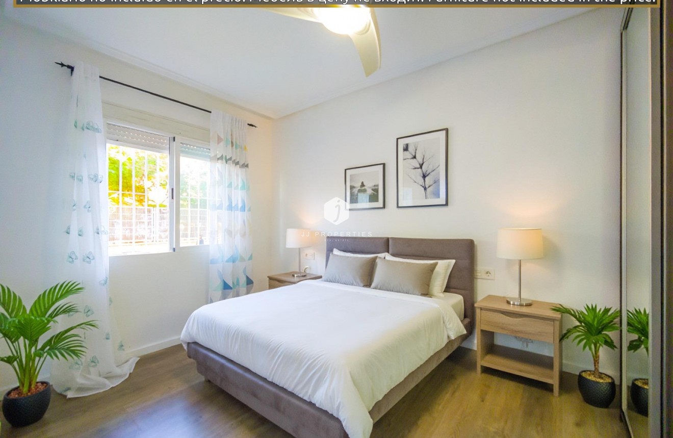 Resale - Apartment / flat -
Torrevieja