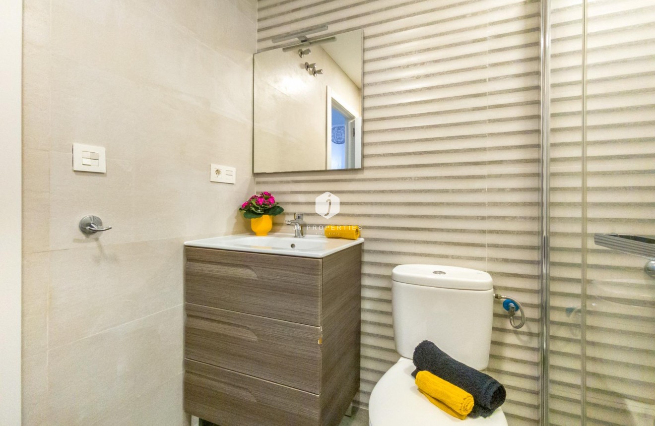 Resale - Apartment / flat -
Torrevieja