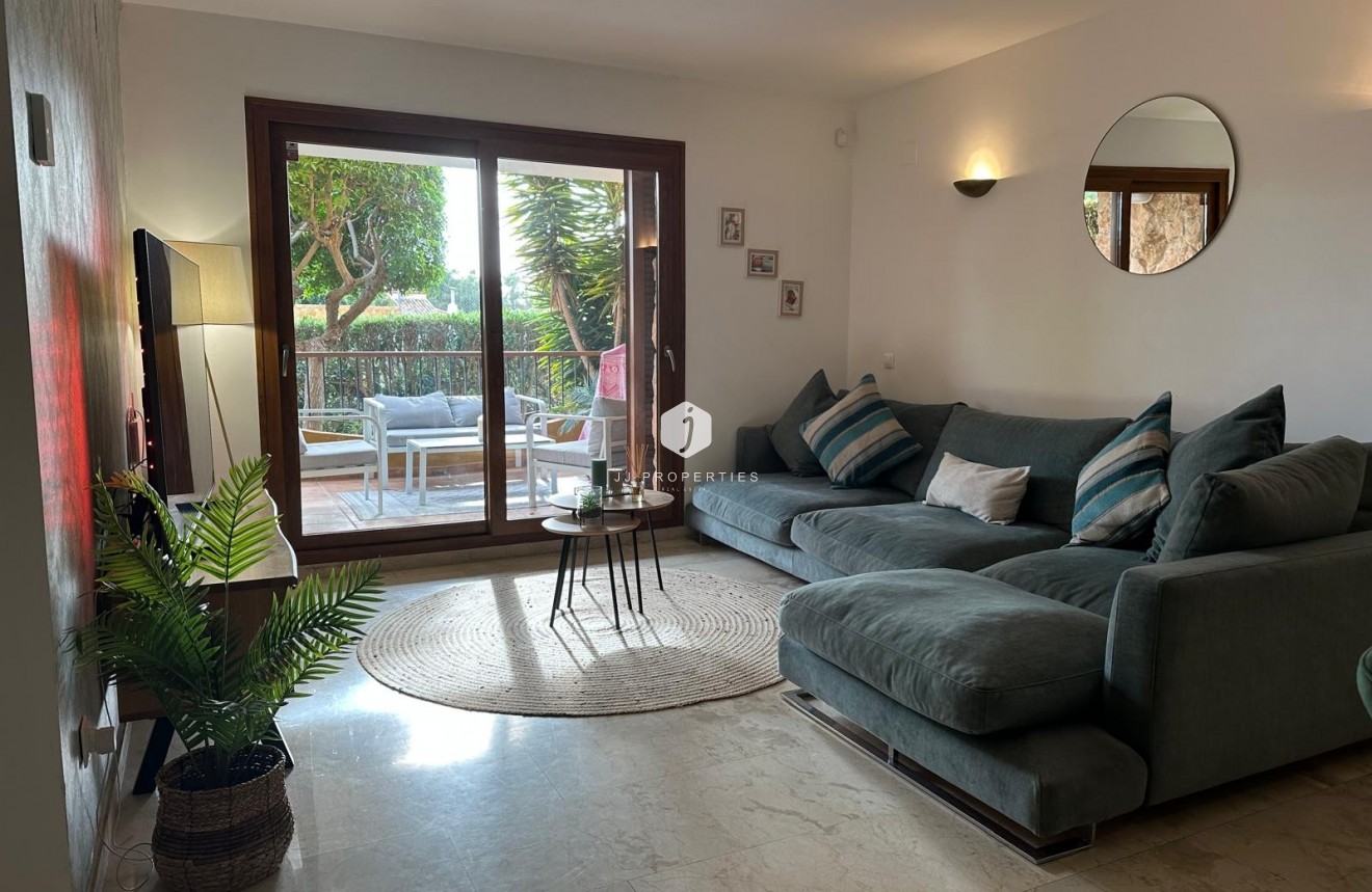 Segunda mano - Apartamento / piso -
Punta Prima - Costa Blanca