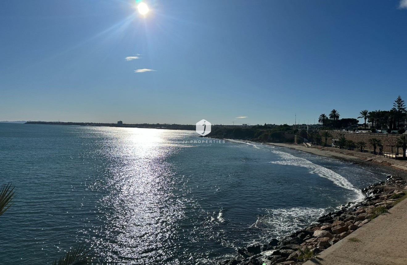 Segunda mano - Apartamento / piso -
Punta Prima - Costa Blanca