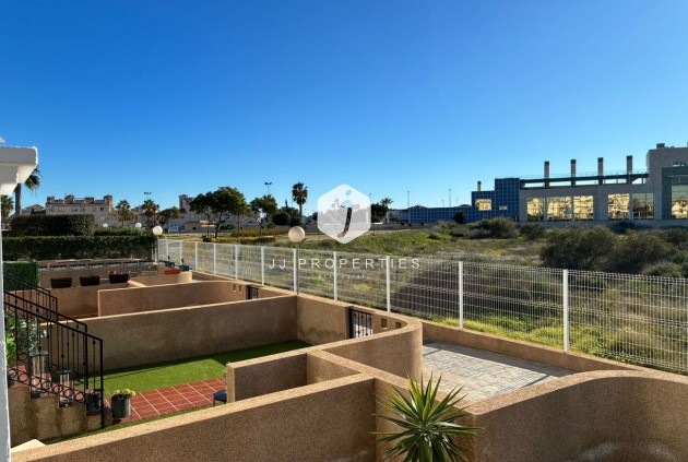 Segunda mano - Apartamento / piso -
Punta Prima - Costa Blanca