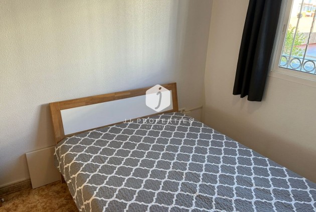 Segunda mano - Apartamento / piso -
Punta Prima - Costa Blanca