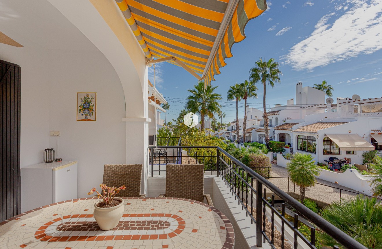 Segunda mano - Villa -
Orihuela Costa - Costa Blanca