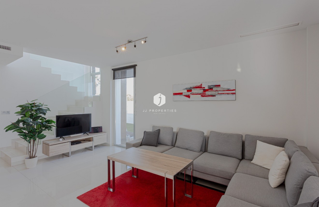 Segunda mano - Villa -
Orihuela Costa - Costa Blanca