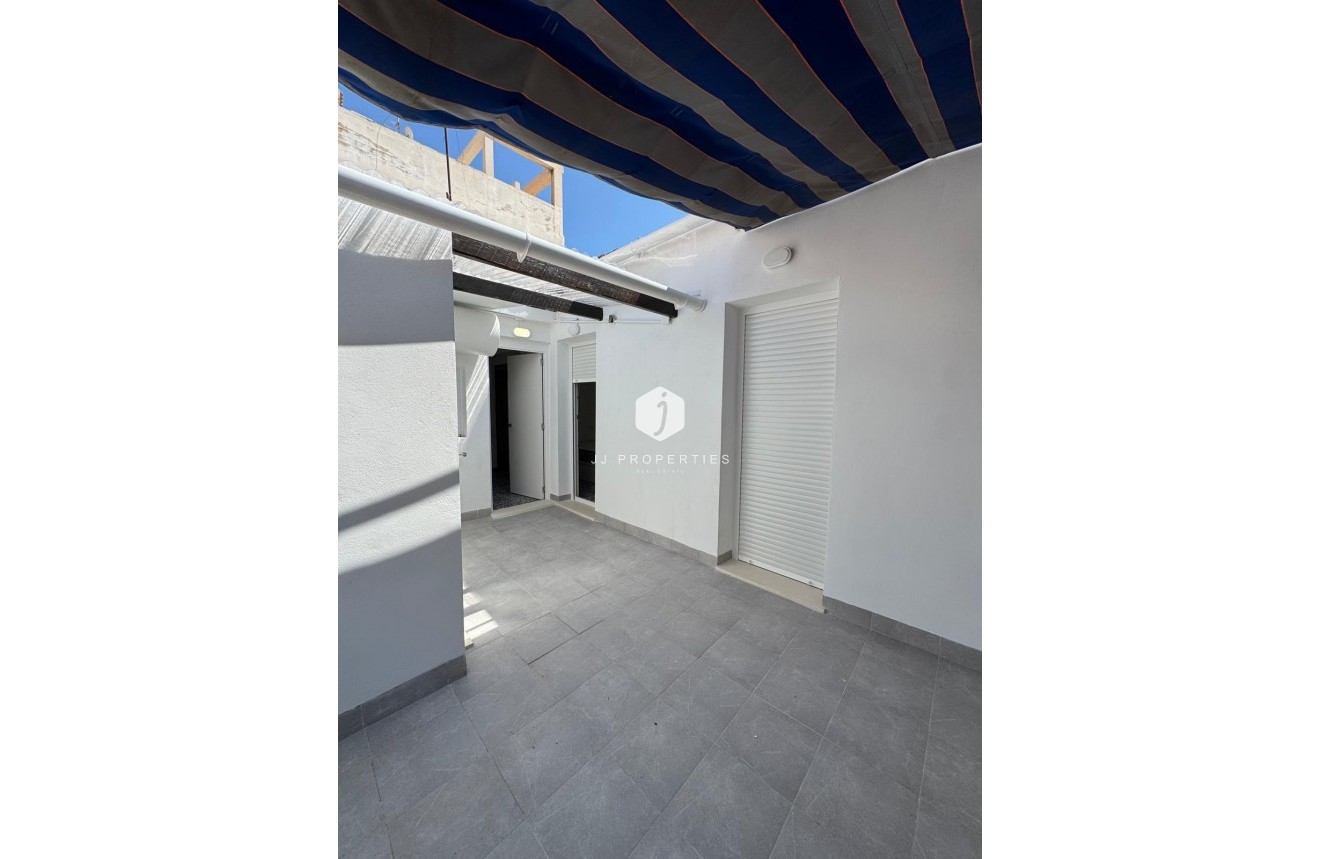 Segunda mano - Apartamento / piso -
Torrevieja - Costa Blanca