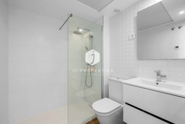 Resale - Apartment / flat -
Punta Prima - Costa Blanca