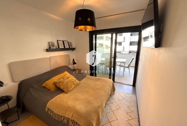 Segunda mano - Apartamento / piso -
Playa Flamenca - Costa Blanca