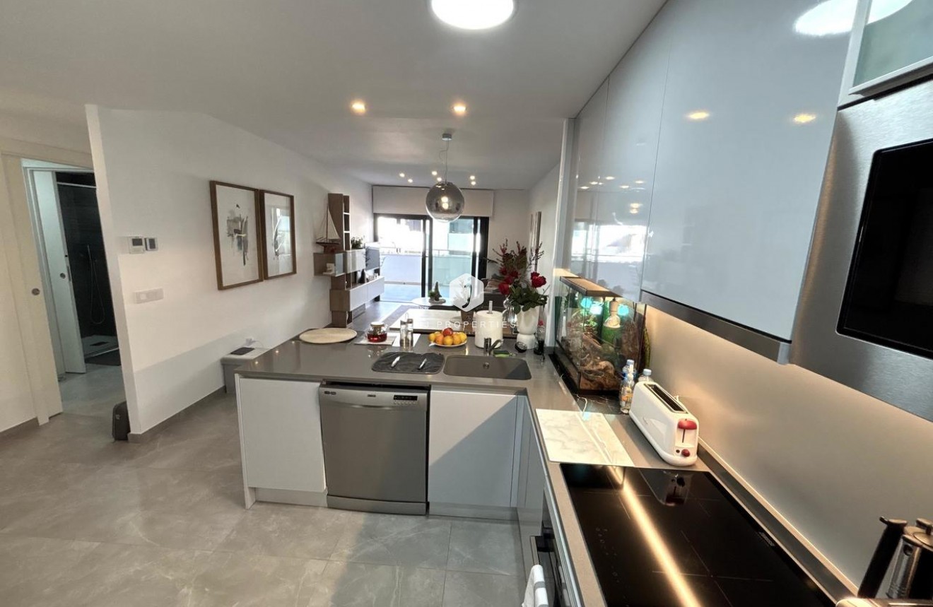 Segunda mano - Apartamento / piso -
Playa Flamenca - Costa Blanca