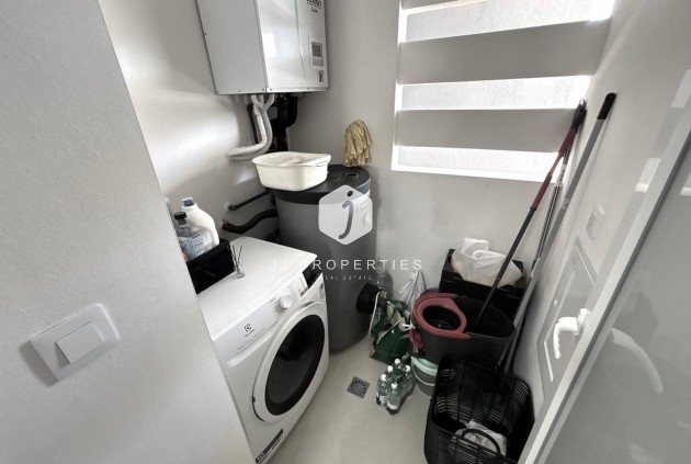 Segunda mano - Apartamento / piso -
Playa Flamenca - Costa Blanca