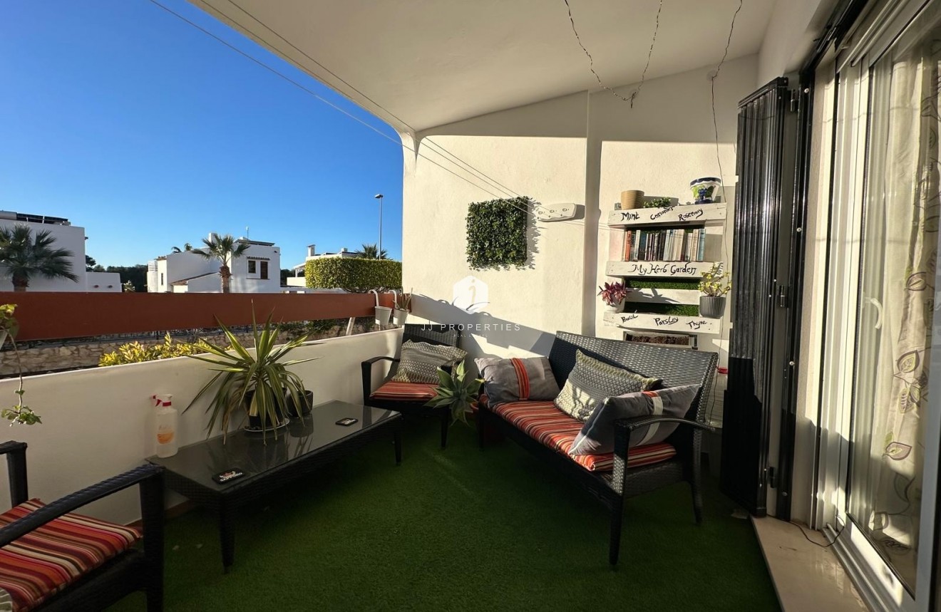Resale - Apartment / flat -
Campoamor - Costa Blanca